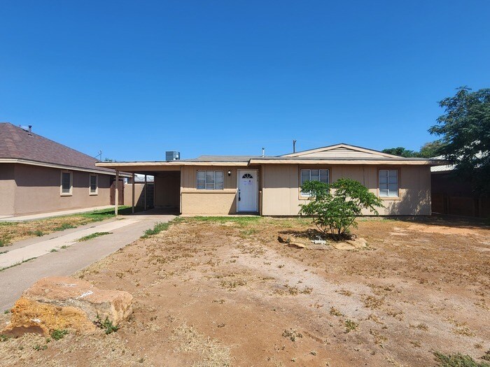 3218 Thomas Ave in Midland, TX - Building Photo