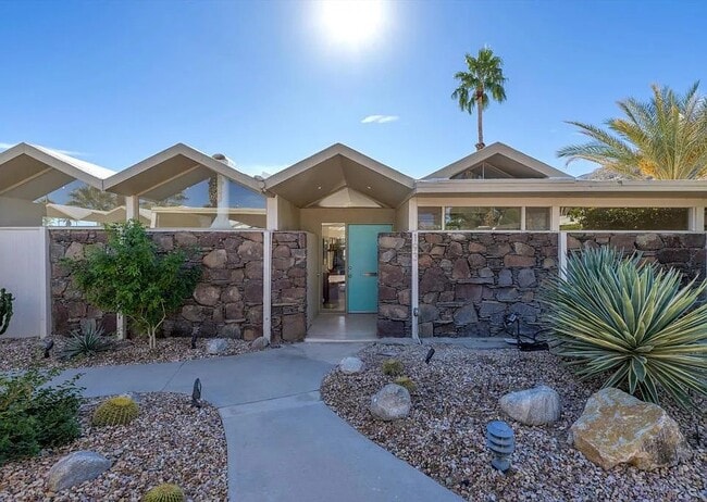 property at 193 W Merito Pl