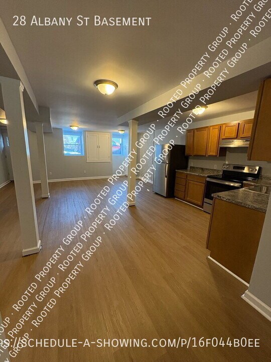 28 Albany St in Albany, NY - Building Photo
