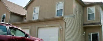 Jake's Crossing in Oak Grove, MO - Building Photo