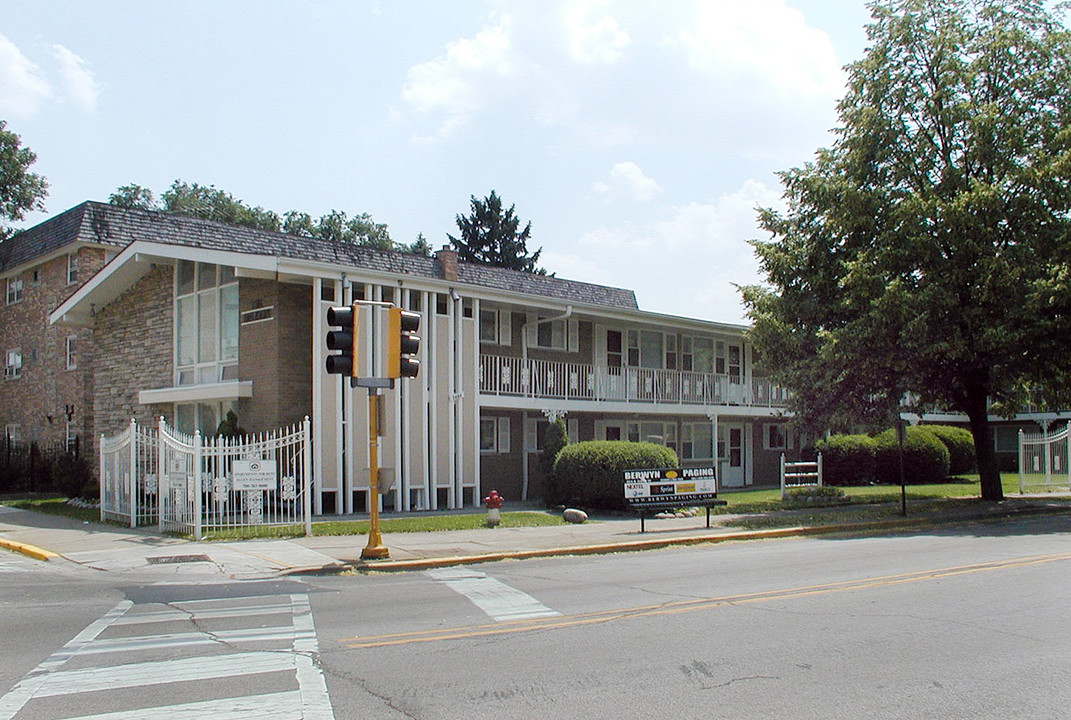 7406 Randolph St. in Forest Park, IL - Building Photo