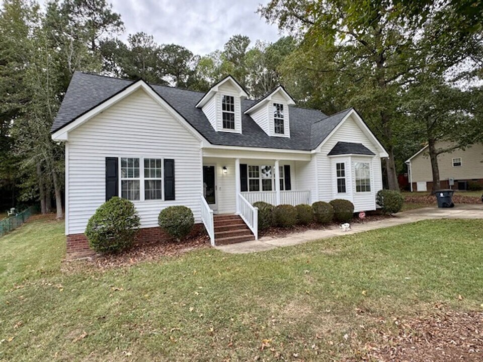 4124 Battle Field Dr in Garner, NC - Building Photo