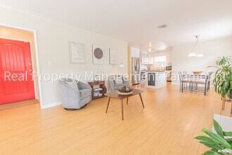 3924 S Sycamore Ave in Los Angeles, CA - Building Photo - Building Photo