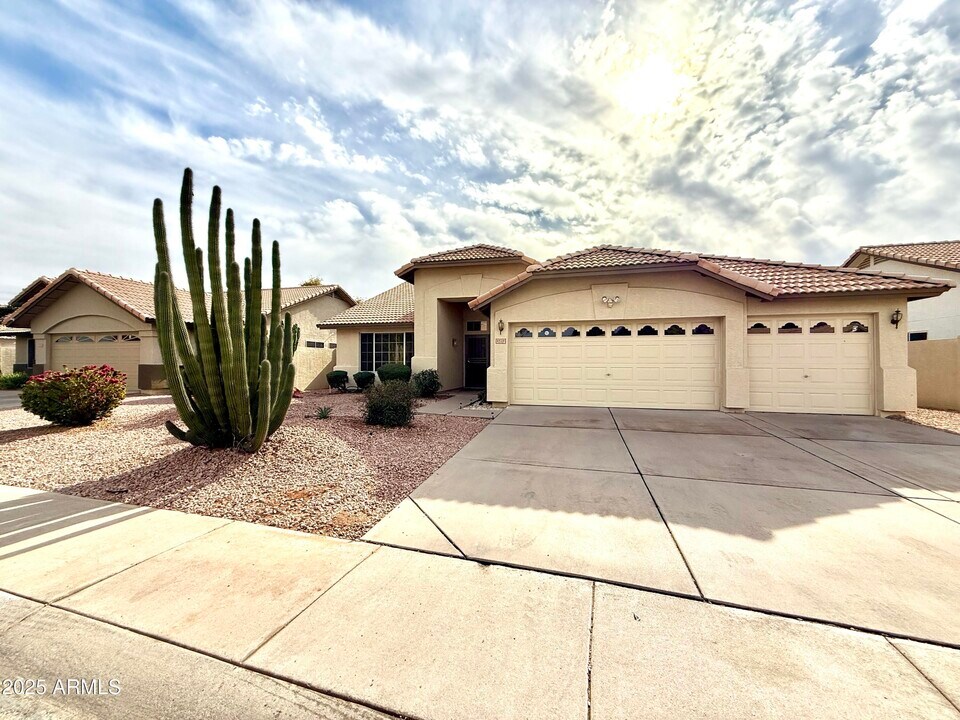 1515 E Linda Ln in Gilbert, AZ - Building Photo