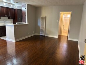 12766 Pacific Ave in Los Angeles, CA - Building Photo - Building Photo