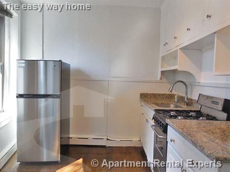106 Willow St, Unit #3