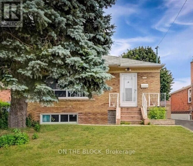 property at 25 Annan Dr
