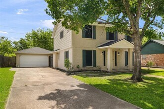 11714 Fallwood Dr in Houston, TX - Building Photo - Building Photo