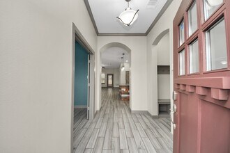 211 Pleasant Hl Wy in Conroe, TX - Building Photo - Building Photo