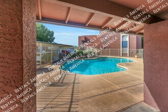 16602 N 25th St in Phoenix, AZ - Building Photo - Building Photo