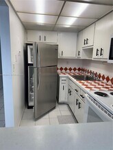 1470 NE 125th Terrace in North Miami, FL - Foto de edificio - Building Photo