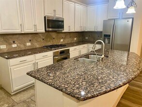 2465 Embleton Dr in Lewisville, TX - Building Photo - Building Photo