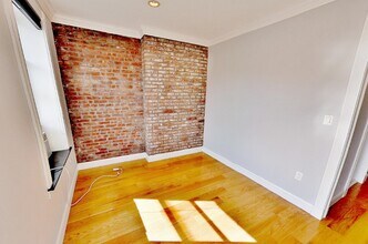 325 E 5th St in New York, NY - Building Photo - Building Photo