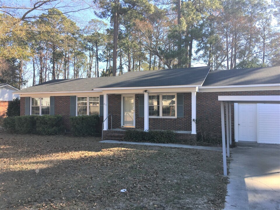 311 Gentilly Rd in Statesboro, GA - Building Photo