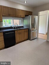 11769 Indian Ridge Rd in Reston, VA - Building Photo - Building Photo