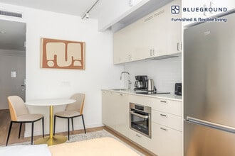 266 W 96th St in New York, NY - Building Photo - Building Photo