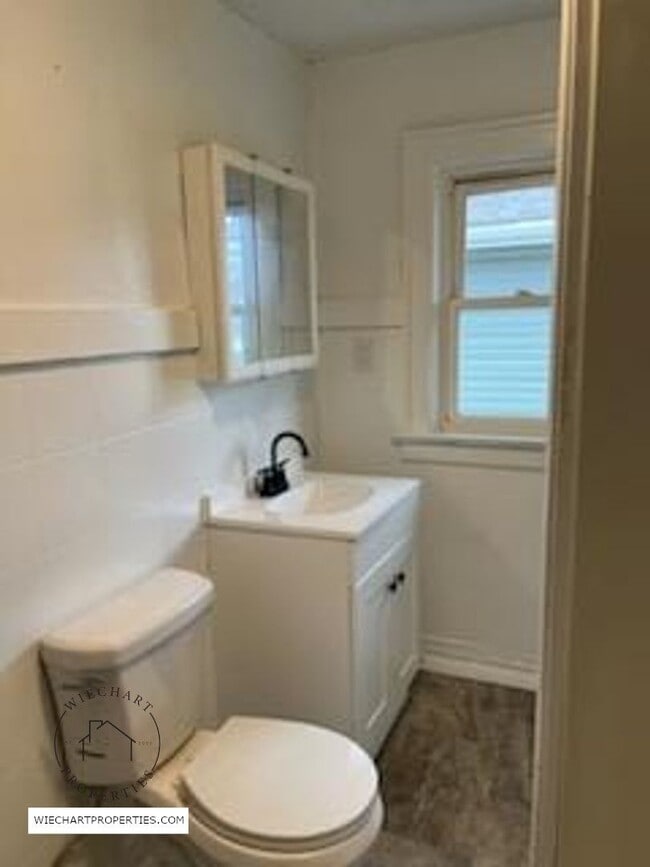 569 Harrison Ave in Lima, OH - Building Photo - Building Photo