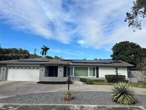 7261 NW 6th Ct in Plantation, FL - Building Photo - Building Photo