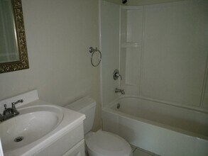 441 Hickory Hill Dr in Columbia, SC - Building Photo - Building Photo
