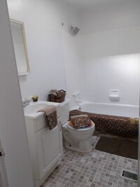 2818 Eastshire Dr photo'