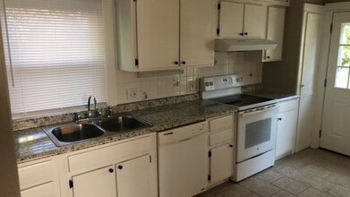 211 Hadley Ave in Dayton, OH - Building Photo - Building Photo