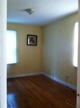 49 Beech Glen St, Unit 3 in Boston, MA - Foto de edificio - Building Photo