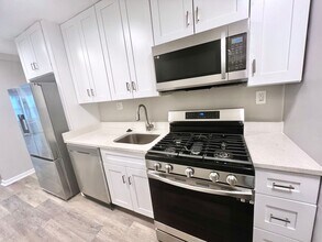 501 45th St NE in Washington, DC - Building Photo - Building Photo