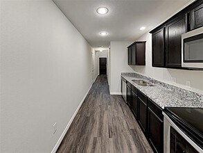 10512 Wild Oak Dr in Fort Worth, TX - Building Photo - Building Photo