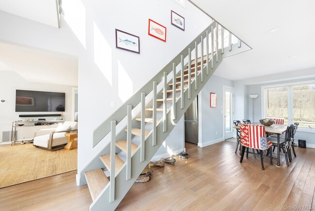 property at 23 Landing Ln