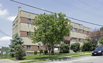 Fairmount Apartments in Cincinnati, OH - Foto de edificio - Building Photo