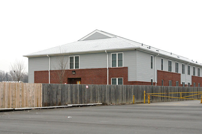 South Crum Senior Apartments in Louisville, KY - Building Photo - Building Photo