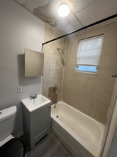 4 Eaton Pl in East Orange, NJ - Building Photo - Building Photo