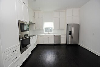 7707 Jack Oak Ave in Houston, TX - Building Photo - Building Photo