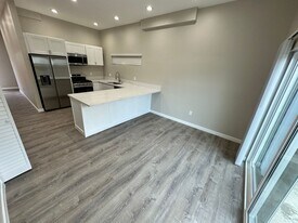 5128 Alumni Pl in San Diego, CA - Building Photo