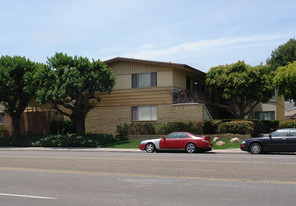 4530-4532 Clairemont Dr Apartments