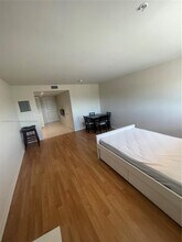 5721 SW 72nd St-Unit -5721 in Miami, FL - Building Photo - Building Photo