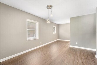 4715 W Knights Ave in Tampa, FL - Building Photo - Building Photo