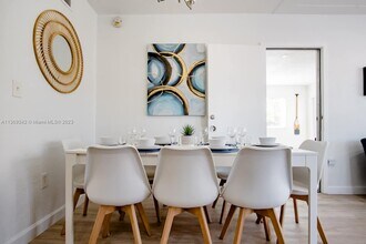 2160 NW 18th Terrace-Unit -1 in Miami, FL - Building Photo - Building Photo