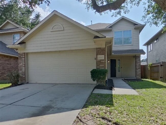 property at 33107 Cottonwood Bend