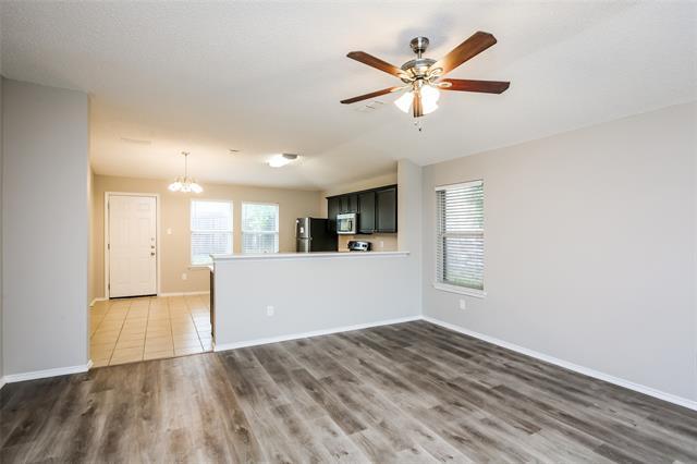 2632 Big Spring Dr in Fort Worth, TX - Building Photo - Building Photo