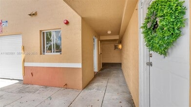 7935 W 30th Ct in Hialeah, FL - Building Photo - Building Photo