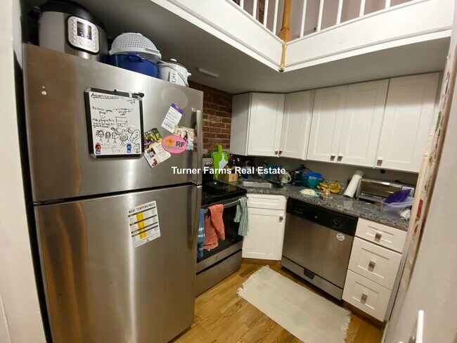 168 Northampton St, Unit 2 in Boston, MA - Building Photo - Building Photo