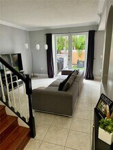 13801 NW 84th Ct in Miami Lakes, FL - Building Photo - Building Photo