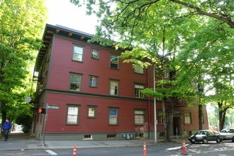 Harrison Court Apartments in Portland, OR - Foto de edificio - Building Photo