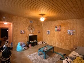 501 County Road 423 in Stephenville, TX - Building Photo - Building Photo