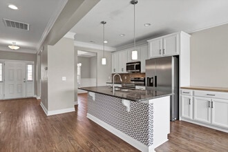 315 Red Cedar Dr in Sneads Ferry, NC - Foto de edificio - Building Photo