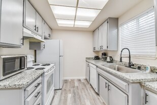 1104 F St in Marysville, CA - Building Photo