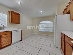 3607 Harvest Orchard Dr in Plant City, FL - Foto de edificio - Building Photo