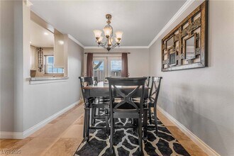 1038 Tam O Shanter in Las Vegas, NV - Building Photo - Building Photo