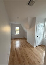 336 13th Ave, Unit 3rd floor in Newark, NJ - Building Photo - Building Photo